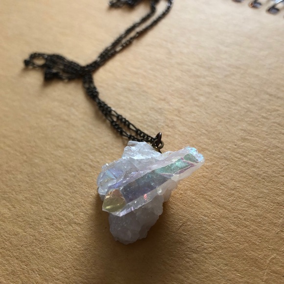 Urban Outfitters crystal necklace - Picture 3 of 4